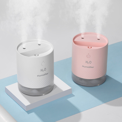 화려한 휴대용 재충전이 가능한 가습기 650 밀리람베르트 능력 2000mAh 자동차 충전기
