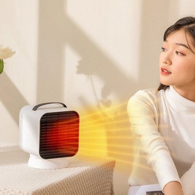 가정을 위한 휴대용 PTC 히이터 팬 1000W 검정 내화성이 있는 아BS 탁상용